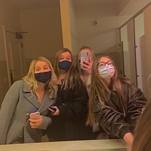 Meet your Posher, Katy